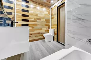 300 Holmwood Dr, Newport Beach, CA 92663 - Photo 15