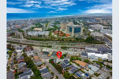 300 Holmwood Drive, Newport Beach, CA 92663 - Photo 23