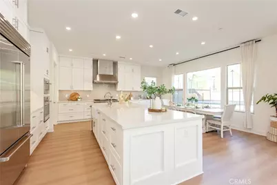 100 Bright Star, Irvine, CA 92618 - Photo 11