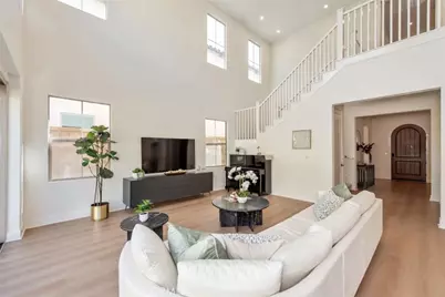 100 Bright Star, Irvine, CA 92618 - Photo 5