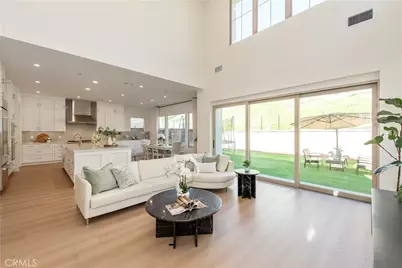 100 Bright Star, Irvine, CA 92618 - Photo 7