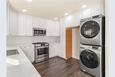 19905 Keswick, Huntington Beach, CA 92646 - Photo 11