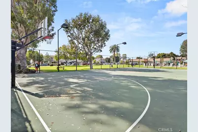 19905 Keswick, Huntington Beach, CA 92646 - Photo 37