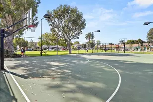 19905 Keswick, Huntington Beach, CA 92646 - Photo 37