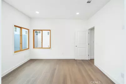 1350 E 8th, Long Beach, CA 90813 - Photo 7