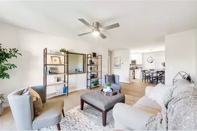 6600 6600 Warner #10, Huntington Beach, CA 92647 - Photo 9