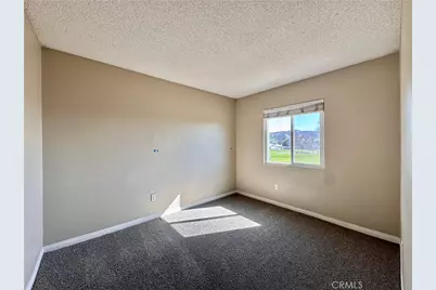 14207 Woodland Drive, Fontana, CA 92337 - Photo 15