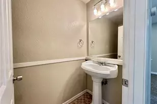 14207 Woodland Dr, Fontana, CA 92337 - Photo 19