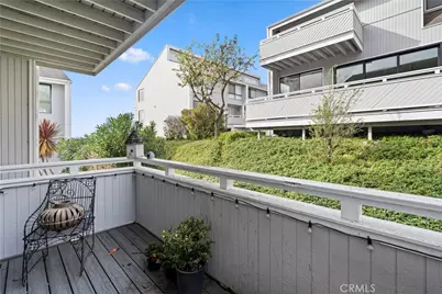 19 Odyssey Court, Newport Beach, CA 92663 - Photo 7