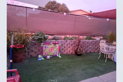 18778 Valencia, Hesperia, CA 92345 - Photo 49