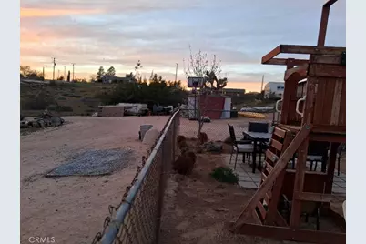 18778 Valencia, Hesperia, CA 92345 - Photo 45