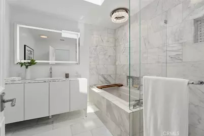 21 Lochmoor, Newport Beach, CA 92660 - Photo 33