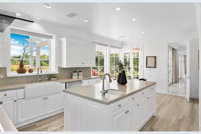 21 Lochmoor, Newport Beach, CA 92660 - Photo 7