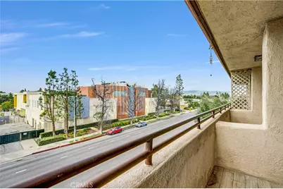 5412 Lindley Avenue #325, Encino, CA 91316 - Photo 31