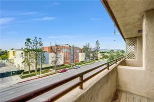 5412 Lindley Ave, Encino, CA 91316 - Photo 31