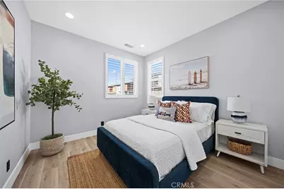 328 Flyers Lane, Tustin, CA 92782 - Photo 7