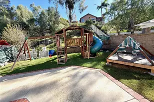 31952 La Subida, Rancho Santa Margarita, CA 92679 - Photo 17