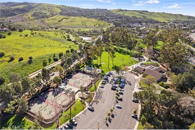 1 Sunup, Irvine, CA 92603 - Photo 3