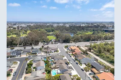 6911 Rio Vista, Huntington Beach, CA 92647 - Photo 15