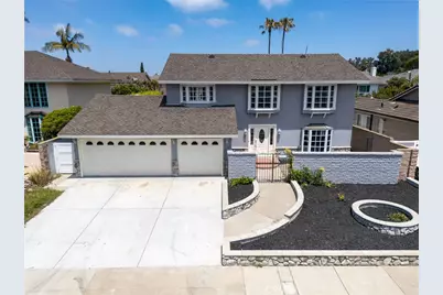 6911 Rio Vista, Huntington Beach, CA 92647 - Photo 1