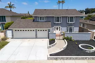 6911 Rio Vista, Huntington Beach, CA 92647 - Photo 1