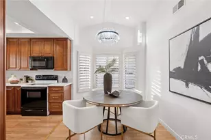 127 Huntington, Irvine, CA 92620 - Photo 3