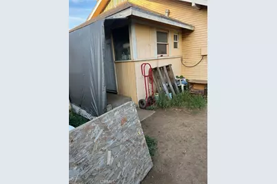 3393 Eucalyptus Avenue, Riverside, CA 92507 - Photo 9