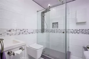 207 Santa Ana, Long Beach, CA 90803 - Photo 11