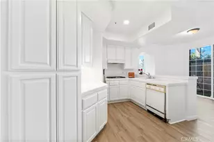 5142 Warner, Huntington Beach, CA 92649 - Photo 15
