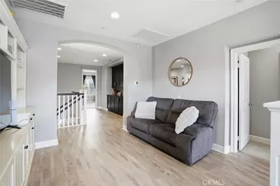 17491 Oakbluffs Lane, Huntington Beach, CA 92649 - Photo 37