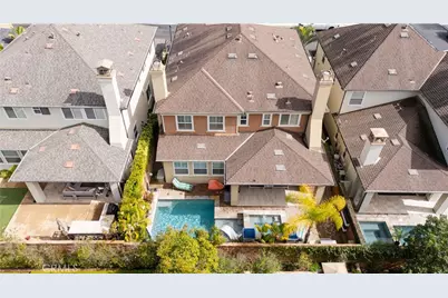 17491 Oakbluffs Lane, Huntington Beach, CA 92649 - Photo 51