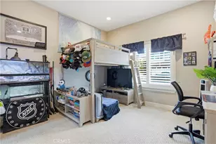 17491 Oakbluffs Ln, Huntington Beach, CA 92649 - Photo 21