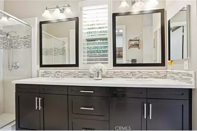 17491 Oakbluffs Lane, Huntington Beach, CA 92649 - Photo 23