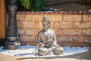 2295 Shanna Carle Dr, Corona, CA 92882 - Photo 7