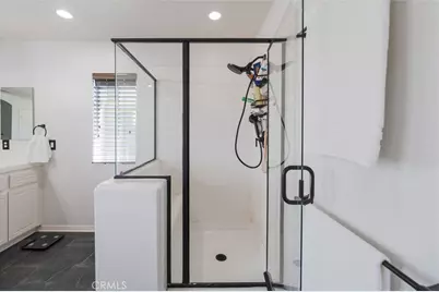 2295 Shanna Carle Drive, Corona, CA 92882 - Photo 23