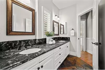 29123 Black Pine, Saugus, CA 91390 - Photo 45