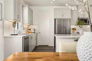 201 Lynx, Irvine, CA 92618 - Photo 17