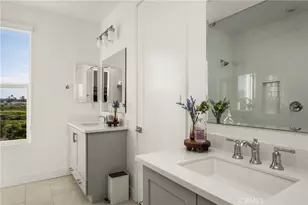 201 Lynx, Irvine, CA 92618 - Photo 35