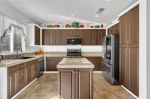 25587 Mountain Glen Cir, Menifee, CA 92585 - Photo 17