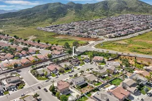 25587 Mountain Glen Cir, Menifee, CA 92585 - Photo 47