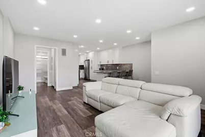 1860 W Glenoaks, Anaheim, CA 92801 - Photo 17