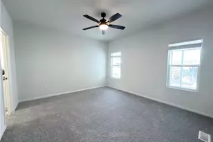 2130 Sunset Dr, Vista, CA 92084 - Photo 17