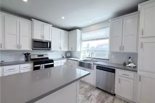 2130 Sunset Dr, Vista, CA 92084 - Photo 9