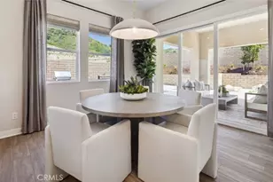 24524 Via La Sombrilla, Valencia, CA 91354 - Photo 5