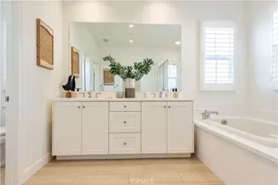 111 Omar, Irvine, CA 92620 - Photo 25