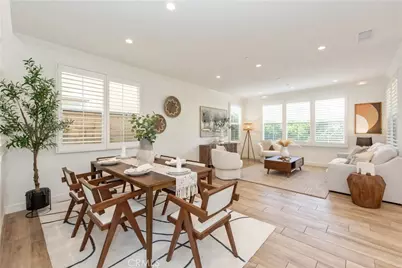 111 Omar, Irvine, CA 92620 - Photo 15