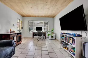 13902 Yorba, Tustin, CA 92780 - Photo 17