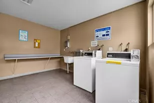 13902 Yorba, Tustin, CA 92780 - Photo 59