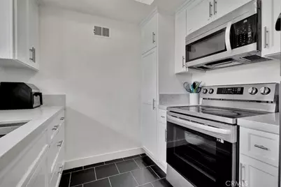 13902 Yorba #14C, Tustin, CA 92780 - Photo 31