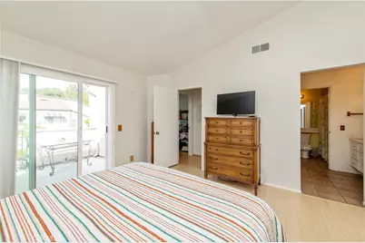 289 Stanford Court #52, Irvine, CA 92612 - Photo 25